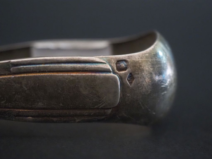 Pince à sucre de style Art déco en argent 925, poinçon Minerve.  Termi