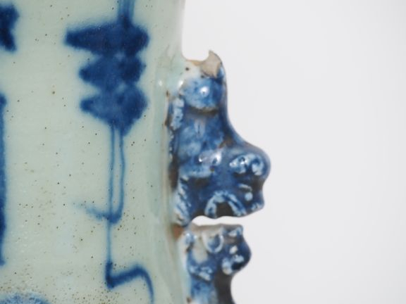 Chine, fin XIXe siècle,  Paire de grands vases de forme balustre en po