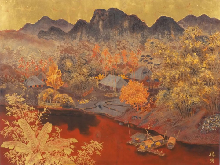 DUC MINH (mort en 1964) Panneau en laque à décor en rouge, brun, or d'
