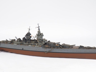 Vente aux enchères « Le cuirassier le Richelieu »  Grande maquette à coque en bois, garni