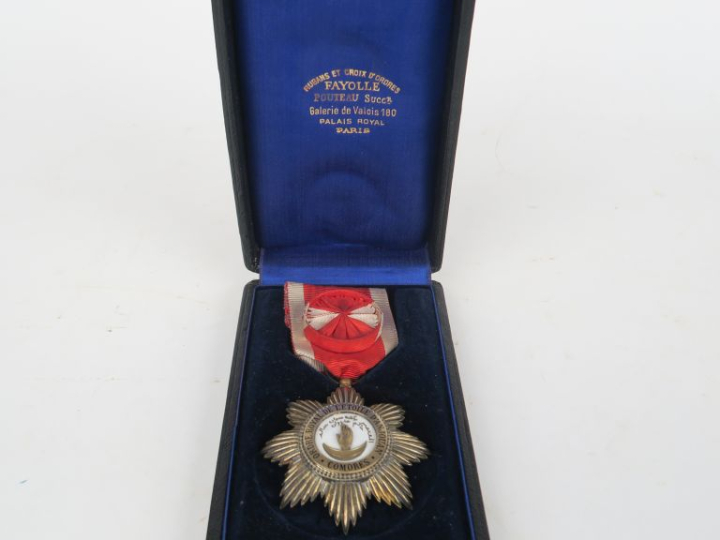 COMORES  ORDRE DE L’ETOILE D’ANJOUAN.  Etoile d’officier du 1er type. 