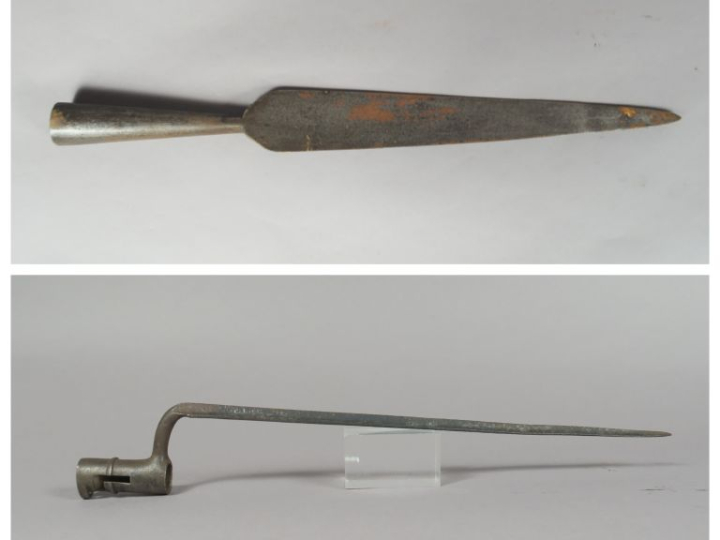 Pique révolutionnaire.  Fer à arête médiane, à dos plat, à forte arête