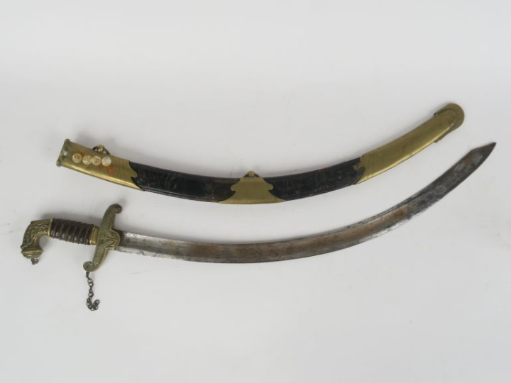 Sabre attribué à la gendarmerie des ports.   Poignée en corne avec fil