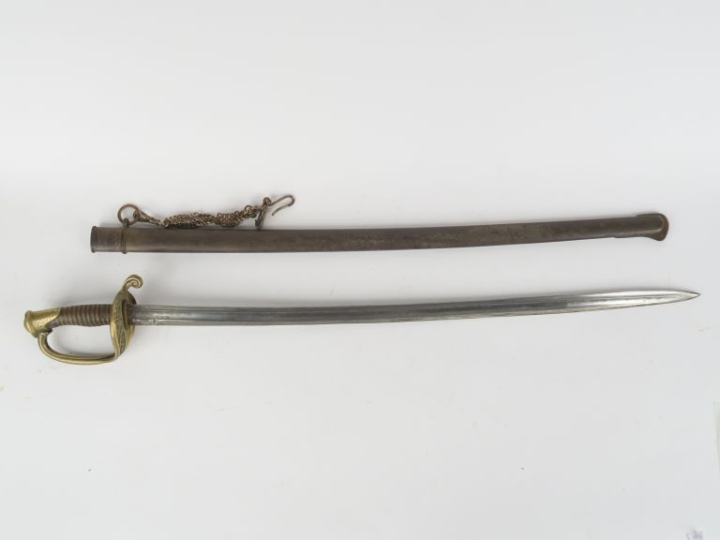 Sabre d’adjudant d’infanterie modèle 1845.  Poignée en corne avec fili