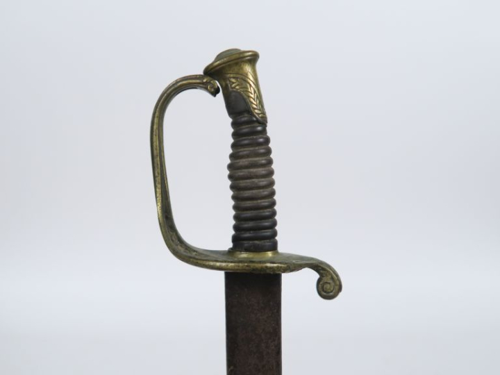 Sabre type 1855.  Dans l’état (Piqures, accidents et manques).