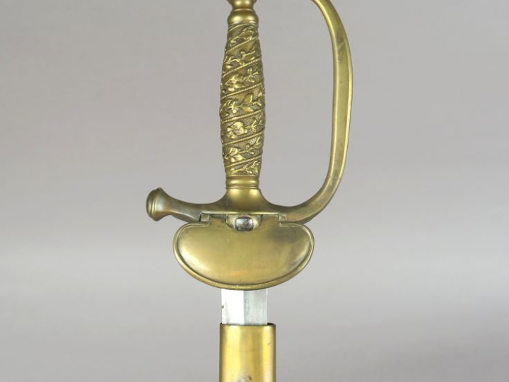 Épée de sous-officier de gendarmerie modèle 1853 Fusée à décor de fris