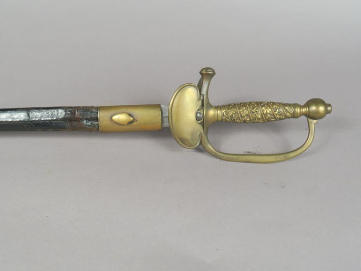 Épée de sous-officier de gendarmerie modèle 1853 Fusée à décor de fris