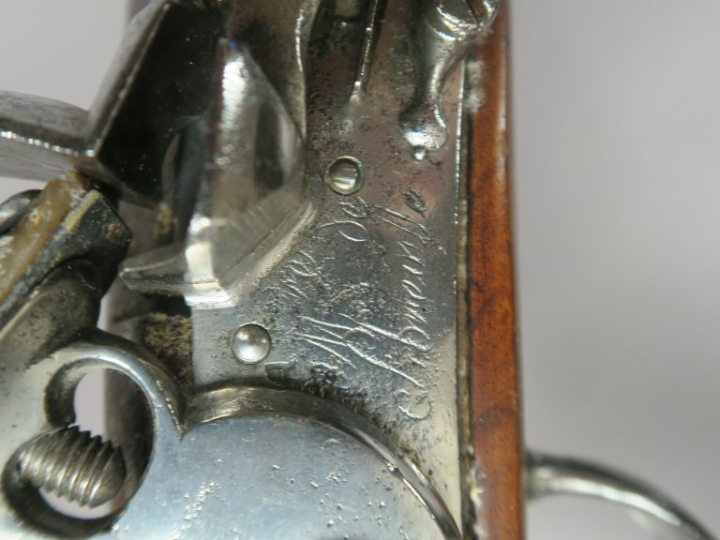 Pistolet d’arçon à silex modèle 1763-66, de fabrication révolutionnair