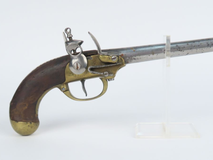 Pistolet à silex modèle 1777 du 2e type.  Dans l’état. Fortes piqûres,