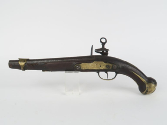 Vente aux enchères Pistolet d’officier de cavalerie espagnole. Canon à pans poinçonné au 