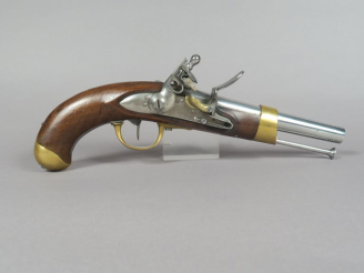 Vente aux enchères Pistolet d’arçon à silex modèle An XIII.  Canon rond à pans au tonnerr