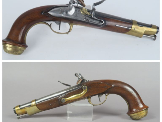 Vente aux enchères Paire de pistolets à silex de garde du corps du Roi, 1er modèle, modif