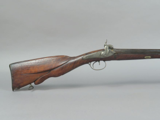 Vente aux enchères Fusil de chasse à percussion, deux coups.  Canons ronds. Platines arri