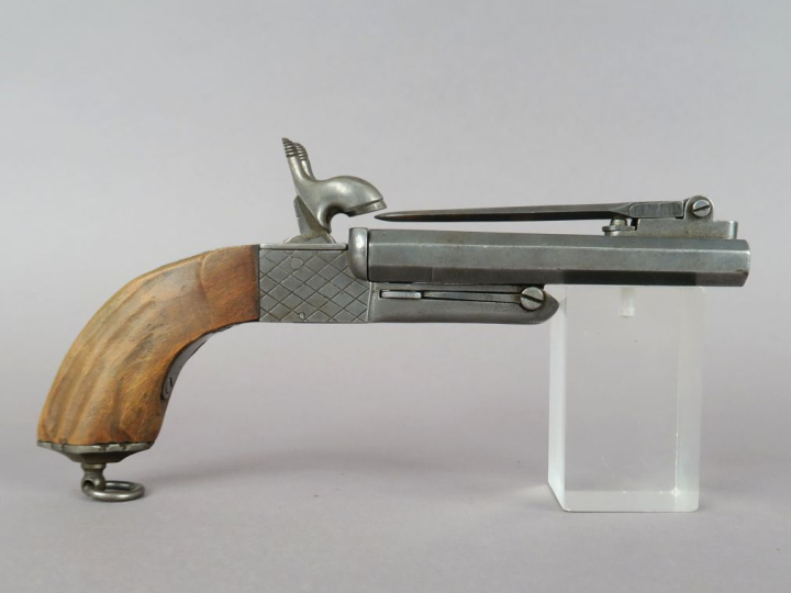 Pistolet double à broche espagnol, à baïonnette, calibre 9 mm.  Canons