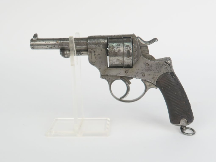 Revolver d’ordonnance modèle 1873-S1876, six coups calibre 11/73 mm.  