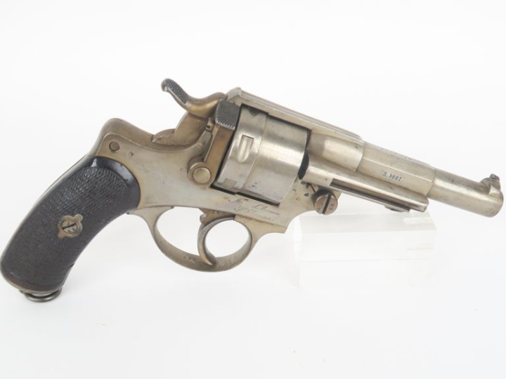 Revolver d’ordonnance modèle 1873 S-1881, six coups, calibre 11mm/73. 