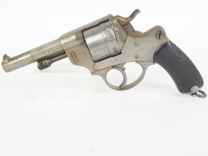 Revolver d’ordonnance modèle 1873 S-1881, six coups, calibre 11mm/73. 