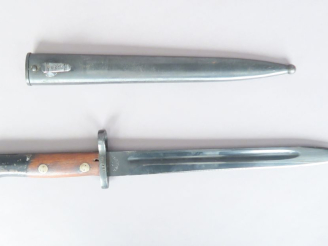 Vente aux enchères Baïonnette Mauser pour l’export, probablement Hongroise.   Lame marqué