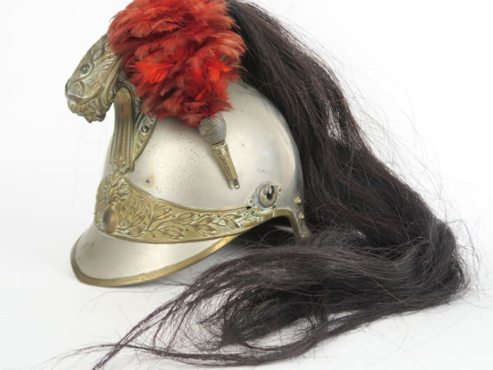 Casque de dragon modèle 1872.  Bombe nickelée poinçonnée d’Alexis Godi