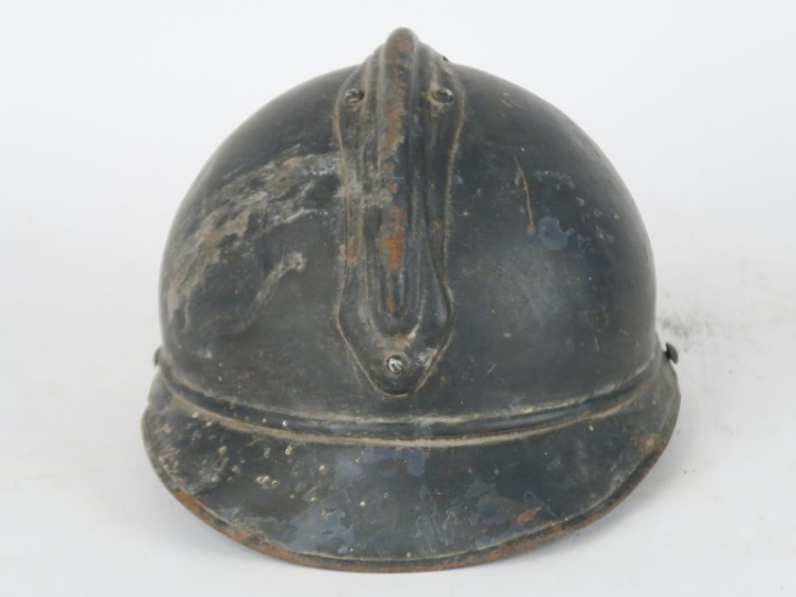 Casque Adrian modèle 1915 d’infanterie.  Bombe couleur bleu. Coiffe in