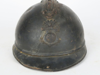 Vente aux enchères Casque Adrian modèle 15 d’infanterie coloniale.  Bombe peinte en bleu.