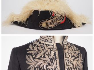 Vente aux enchères Important ensemble de grande tenue de préfet.  -Habit à basques de gra