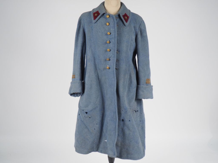 Capote de capitaine d’administration du service de santé.  En drap ble