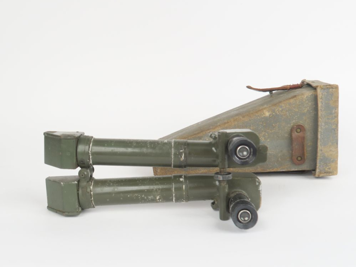 Binoculaire HUET PARIS 8x24 H/6400.  Dans son étui.  A.B.E.   Verifier