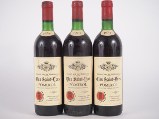Vente aux enchères 3 BOUTEILLES CLOS SAINT YVES POMEROL - 1974 - 1 LB/2 HEP