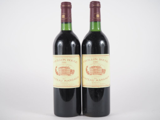 Vente aux enchères 2 BOUTEILLLES PAVILLON ROUGE DU CHÂTEAU MARGAUX - 1981 - BG