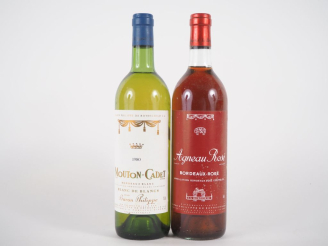 Vente aux enchères 2 BOUTEILLES BARON PHILIPPE DE ROTHSCHILD : 1 MOUTON CADET BLANC 1980 