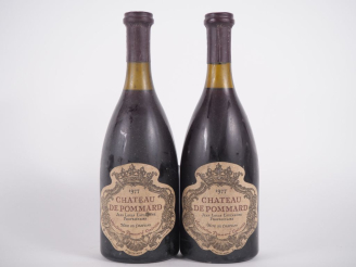 Vente aux enchères 2 BOUTEILLES CHÂTEAU DE POMMARD - 1977 - 3,5 CM/BLS