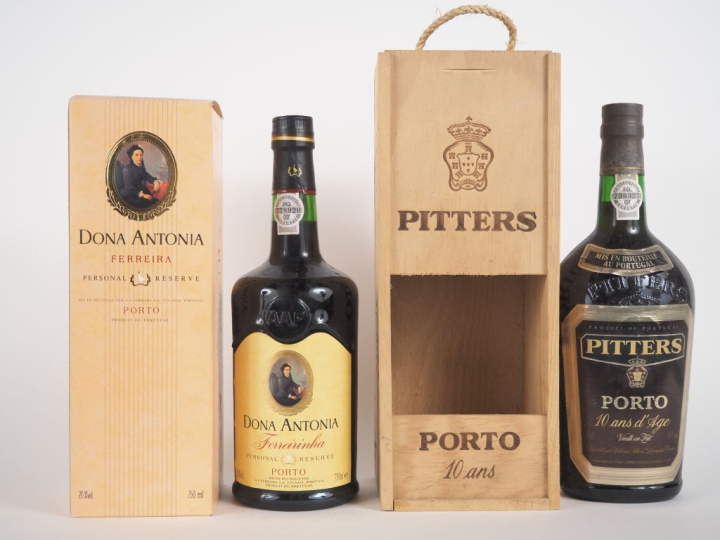 2 BOUTEILLES PORTO : 1 FERREIRA 'DONA ANTONIA' - 1 PITTERS '10 ANS' - 