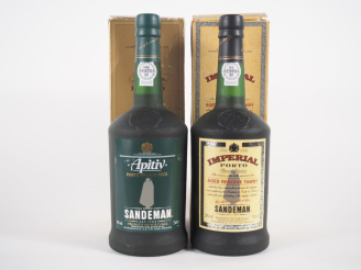 Vente aux enchères 2 BOUTEILLES PORTO SANDEMAN : 1 IMPERIAL'AGED RESERVE TAWNY' - 1 APITI