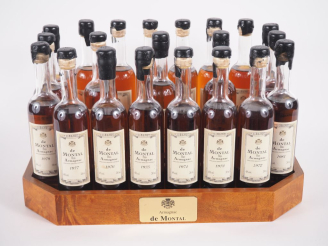 Vente aux enchères 21 BOUTEILLES (20 cl) BAS ARMAGNAC DE MONTAL : 1972 à 1986/1988/1989/1