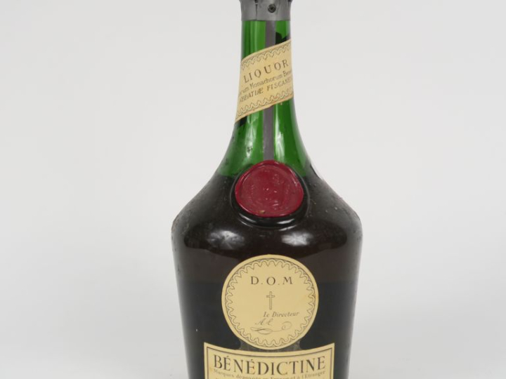 1 VIEILLE BOUTEILLE BENEDICTINE D.O.M 43°