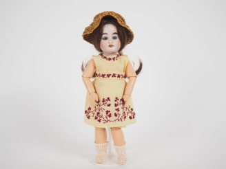 Vente aux enchères Poupée ancienne Fleischmann type Bleuette tête porcelaine bouche ouver