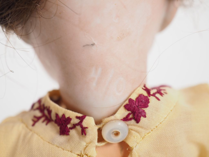 Poupée ancienne Fleischmann type Bleuette tête porcelaine bouche ouver