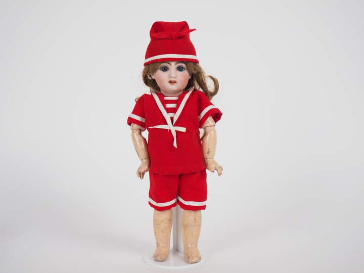 Poupée type Bleuette Jumeau tête porcelaine bouche ouverte avec 4 dent