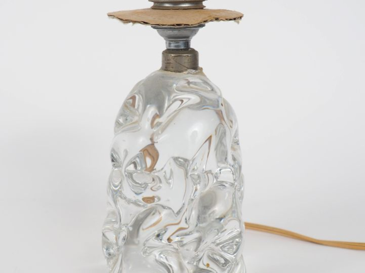 BACCARAT. Pied de lampe en cristal Signé H. 19 cm