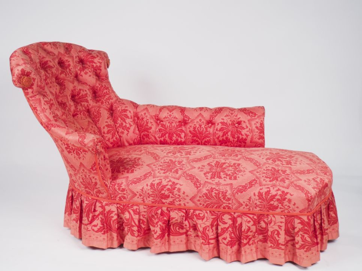 Mobilier de salon Napoléon III garniture de tissu imprimée framboise c