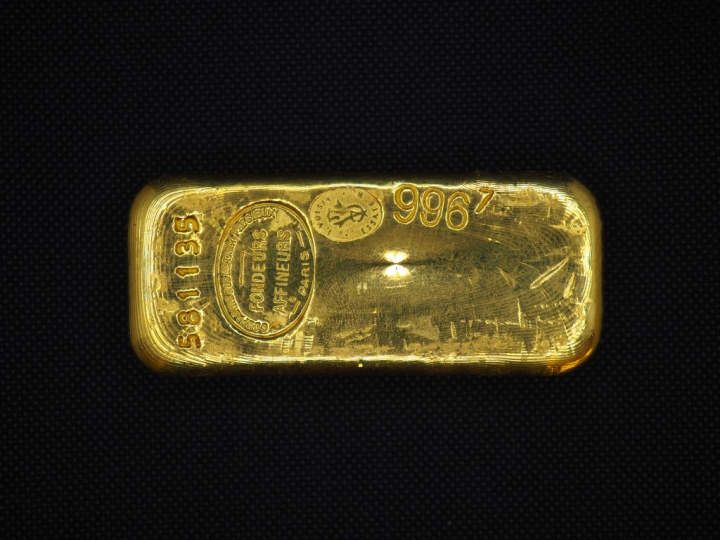 Lingot d'or  Titre : 996,7 g  numéroté 581135 Avec son certificat   