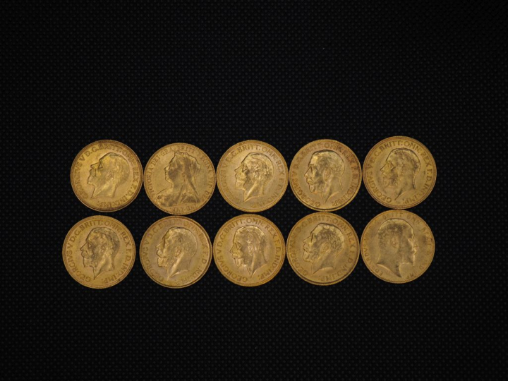 10 souverains or : 1915, 1910, 1922, 1931, 1929, 1931, 1929, 1911, 190