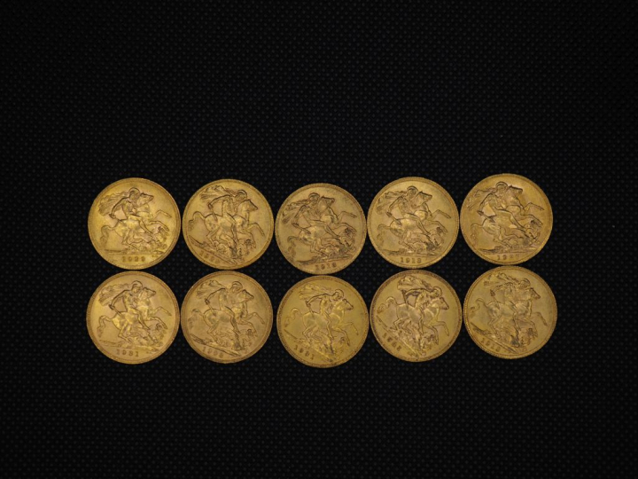 10 souverains or : 1913, 1913, 1927, 1931, 1908, 1929, 1928, 1913, 193