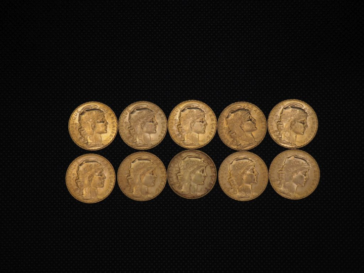 10 pièces de 20 Francs or : 1910,  1913, 1907, 1910, 1910, 1909, 1910,
