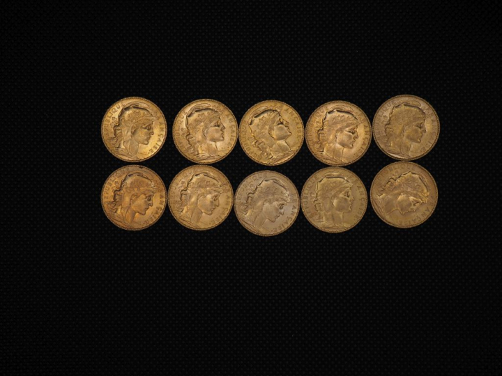 10 pièces de 20 Francs or : 1909, 1914, 1913, 1910, 1913, 1904, 1911, 
