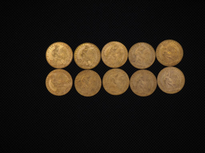 10 pièces de 20 Francs or : 1910, 1905, 1905, 1910, 1907, 1914, 1909, 