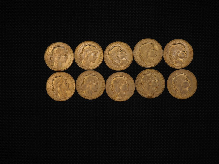 10 pièces de 20 Francs or : 1904, 1910, 1910, 1908, 1910, 1908, 1909, 
