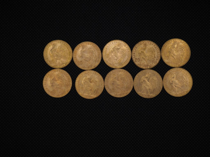 10 pièces de 20 Francs or : 1906, 1910, 1907, 1910, 1908, 1909, 1910, 