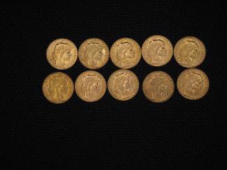 Vente aux enchères 10 pièces de 20 Francs or : 1910, 1909, 1913, 1910, 1913, 1910, 1910, 